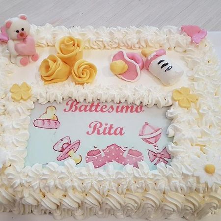 B&B La Casetta Di Lilly 阿米里亚 外观 照片